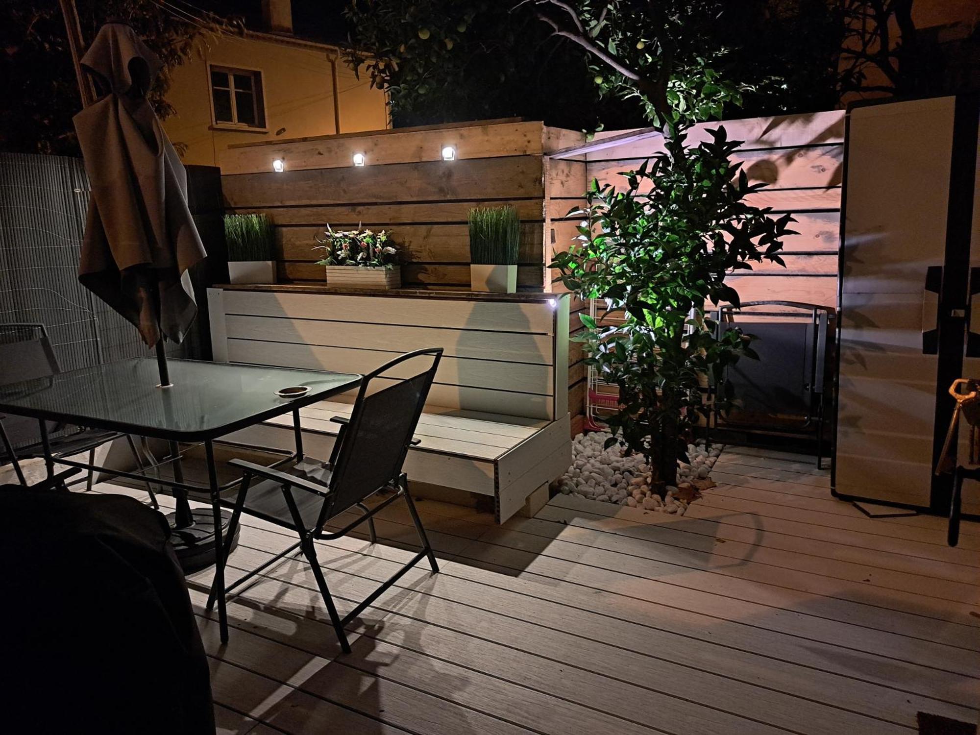 Seduisant Studio Avec Cour Privative La Crau Dış mekan fotoğraf