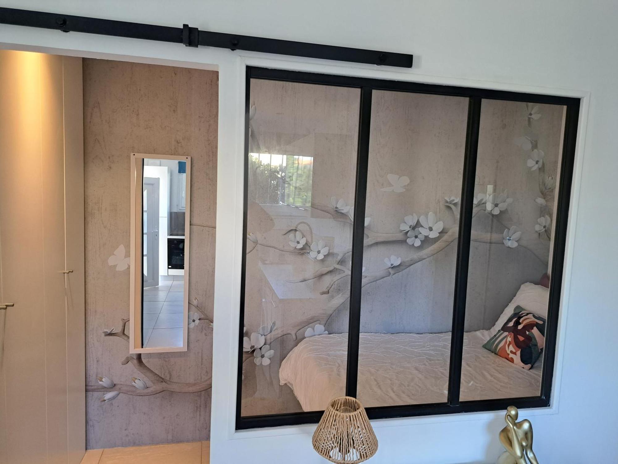 Seduisant Studio Avec Cour Privative La Crau Dış mekan fotoğraf